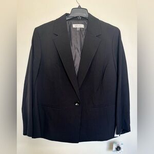 Kasper Black Collared One Button Pockets Lined Blazer Woman’s Size 20W Career